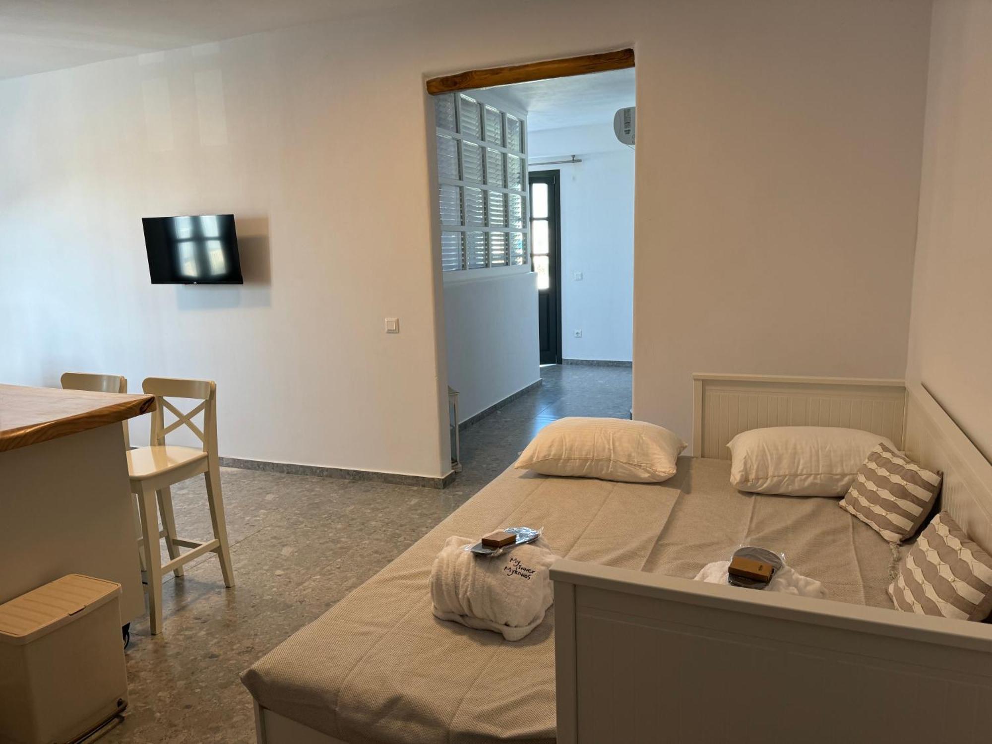 My Inner Mykonos Apartment Ано Мера Екстериор снимка